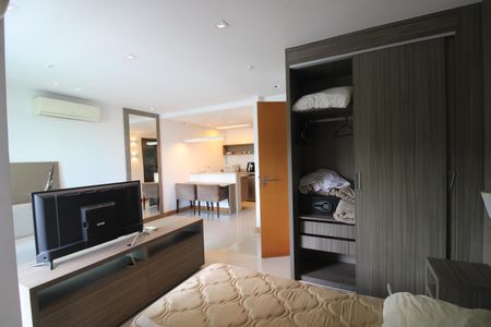 Quarto de kitnet/studio à venda com 1 quarto, 34m² em Jacarepaguá, Rio de Janeiro