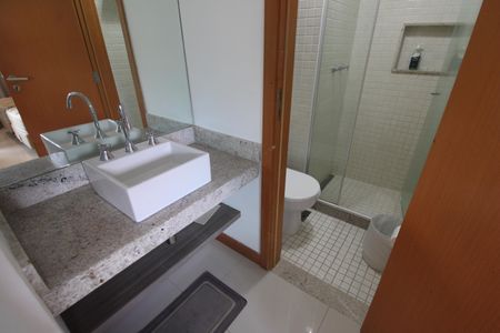 Banheiro de kitnet/studio à venda com 1 quarto, 34m² em Jacarepaguá, Rio de Janeiro
