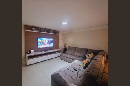 Casa à venda com 4 quartos, 140m² em Parque Brasil, São Paulo