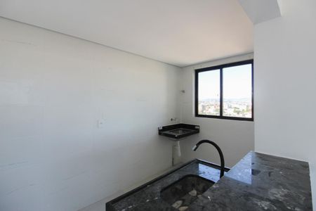Apartamento à venda com 63m², 2 quartos e 1 vagaCozinha e Área de Serviço
