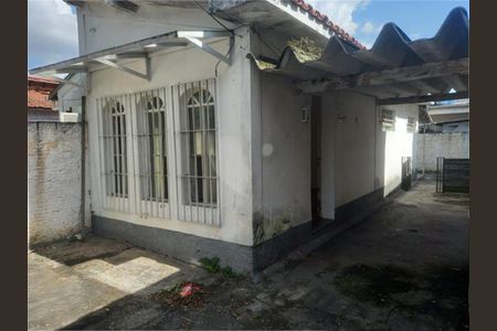 Casa à venda com 200m², 4 quartos e 2 vagas