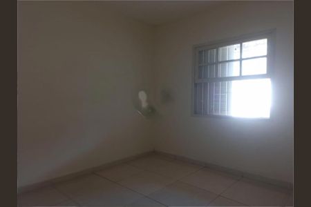 Casa à venda com 4 quartos, 200m² em Jardim Ana Lucia, São Paulo