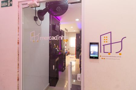 Apartamento para alugar com 56m², 3 quartos e 1 vaga Apartamento para alugar com 56m², 3 quartos e 1 vagaÁrea comum - Mini mercado