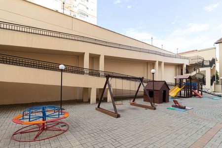 Apartamento para alugar com 56m², 3 quartos e 1 vaga Apartamento para alugar com 56m², 3 quartos e 1 vagaÁrea comum - Playground