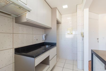Apartamento para alugar com 56m², 3 quartos e 1 vaga Apartamento para alugar com 56m², 3 quartos e 1 vagaCozinha e área de serviço
