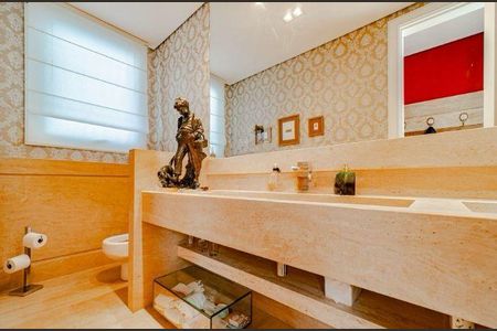 Casa à venda com 4 quartos, 750m² em Residencial Dois (Tambore), Santana de Parnaíba