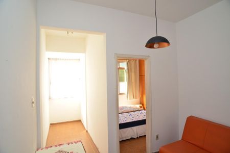 Sala de apartamento para alugar com 1 quarto, 35m² em Barra da Tijuca, Rio de Janeiro
