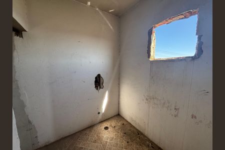 Casa à venda com 250m², 6 quartos e 9 vagas Casa à venda com 250m², 6 quartos e 9 vagasBanheiro 4