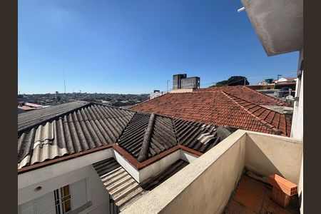 Casa à venda com 250m², 6 quartos e 9 vagas Casa à venda com 250m², 6 quartos e 9 vagasVaranda