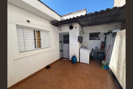 Casa à venda com 250m², 6 quartos e 9 vagas Casa à venda com 250m², 6 quartos e 9 vagasÁrea de Serviço