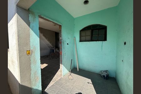 Casa à venda com 250m², 6 quartos e 9 vagas Casa à venda com 250m², 6 quartos e 9 vagasEntrada