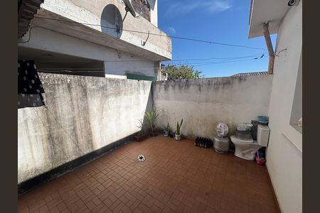 Casa à venda com 250m², 6 quartos e 9 vagas Casa à venda com 250m², 6 quartos e 9 vagasÁrea de Serviço