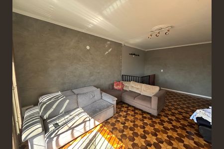 Casa à venda com 250m², 6 quartos e 9 vagas Casa à venda com 250m², 6 quartos e 9 vagasSala
