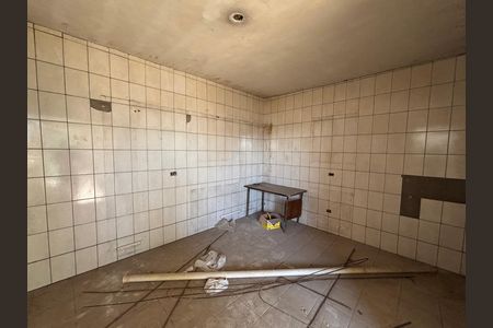 Casa à venda com 250m², 6 quartos e 9 vagas Casa à venda com 250m², 6 quartos e 9 vagasCozinha 2
