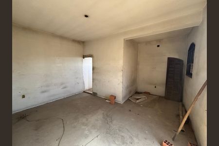 Casa à venda com 250m², 6 quartos e 9 vagas Casa à venda com 250m², 6 quartos e 9 vagasQuarto 4