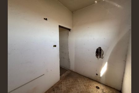 Casa à venda com 250m², 6 quartos e 9 vagas Casa à venda com 250m², 6 quartos e 9 vagasBanheiro 4