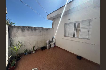 Casa à venda com 250m², 6 quartos e 9 vagas Casa à venda com 250m², 6 quartos e 9 vagasÁrea de Serviço