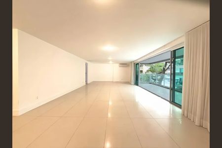 Apartamento para alugar com 229m², 4 quartos e 2 vagas