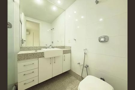 Apartamento para alugar com 229m², 4 quartos e 2 vagas