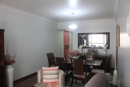 Apartamento à venda com 99m², 3 quartos e 1 vagaSala