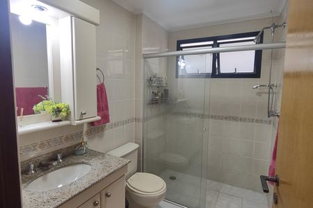 Apartamento à venda com 99m², 3 quartos e 1 vaga Apartamento à venda com 99m², 3 quartos e 1 vagaBanheiro da Suíte