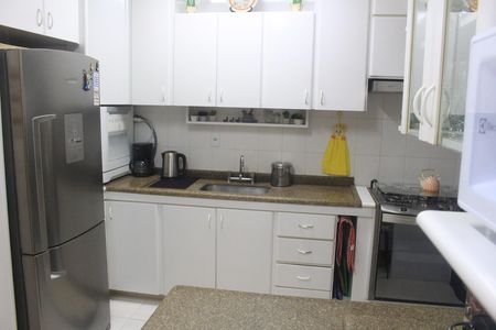 Cozinha de apartamento à venda com 3 quartos, 99m² em Santo Antônio, São Caetano do Sul
