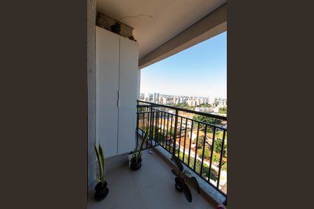 SACADA de apartamento à venda com 2 quartos, 61m² em Fazenda Santa Cândida, Campinas