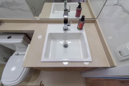 Apartamento à venda com 61m², 2 quartos e 1 vagaBANHEIRO DA SUITE 