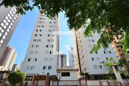 Apartamento para alugar com 56m², 2 quartos e 1 vaga Apartamento para alugar com 56m², 2 quartos e 1 vagaFachada