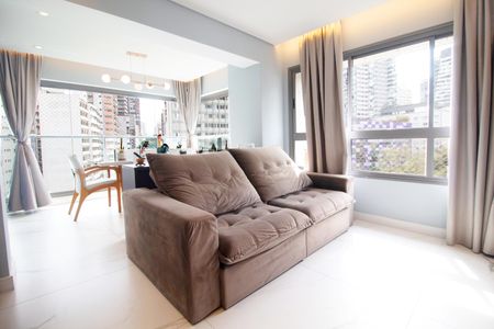 Apartamento à venda com 2 quartos, 71m² em Jardins, São Paulo
