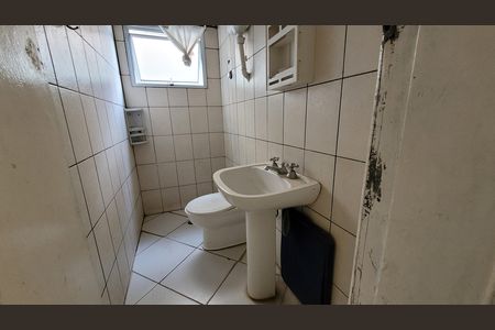 Casa para alugar com 8 quartos, 315m² em Parque Recanto Monica, Itaquaquecetuba