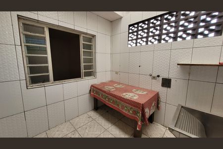 Área de Serviço de casa para alugar com 8 quartos, 315m² em Parque Recanto Monica, Itaquaquecetuba