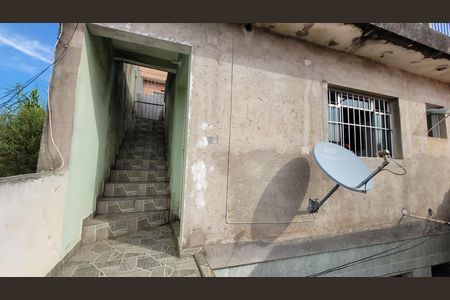 Área comum de casa para alugar com 8 quartos, 315m² em Parque Recanto Monica, Itaquaquecetuba