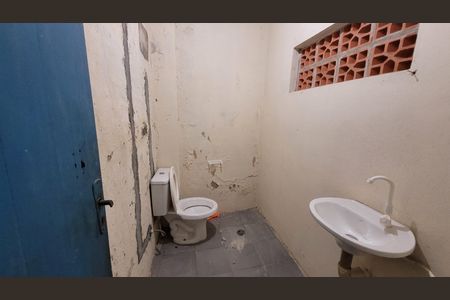 Garagem de casa para alugar com 8 quartos, 315m² em Parque Recanto Monica, Itaquaquecetuba