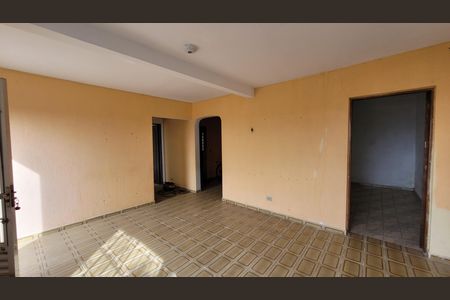 Sala de casa para alugar com 8 quartos, 315m² em Parque Recanto Monica, Itaquaquecetuba