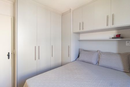 Quarto 1 de apartamento à venda com 2 quartos, 57m² em Jaguaribe, Osasco