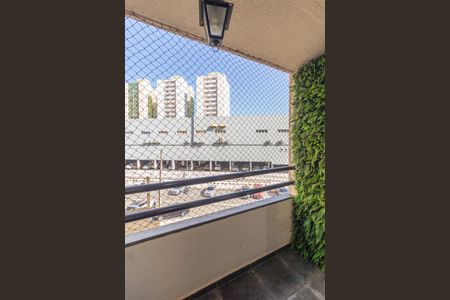 Sacada de apartamento à venda com 2 quartos, 57m² em Jaguaribe, Osasco