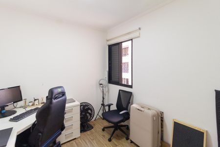 Apartamento à venda com 57m², 2 quartos e 1 vagaQuarto 2