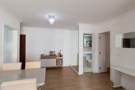 Sala de apartamento à venda com 2 quartos, 57m² em Jaguaribe, Osasco