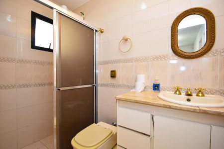 Casa à venda com 202m², 3 quartos e 1 vagabanheiro corredor