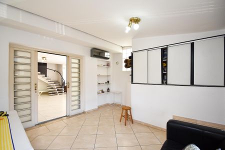 Casa à venda com 202m², 3 quartos e 1 vagaSala 2
