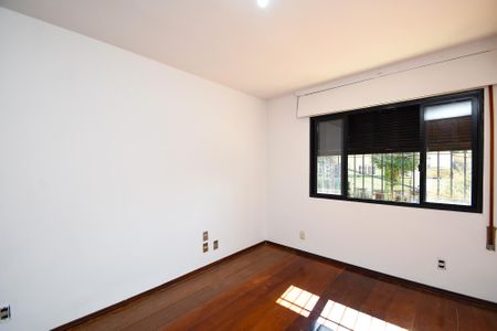 Casa à venda com 202m², 3 quartos e 1 vagaquarto 2