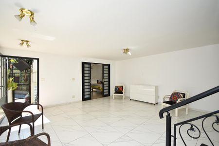 Casa à venda com 202m², 3 quartos e 1 vagaSala 