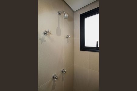 Apartamento para alugar com 73m², 2 quartos e 2 vagas Apartamento para alugar com 73m², 2 quartos e 2 vagasBanheiro da Suíte