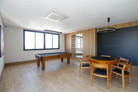 Apartamento para alugar com 73m², 2 quartos e 2 vagas Apartamento para alugar com 73m², 2 quartos e 2 vagasÁrea Comum - Sala de Jogos