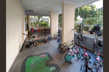 Apartamento para alugar com 80m², 3 quartos e 1 vagaÁrea comum - Playground