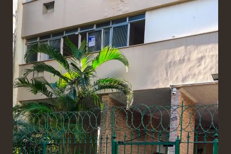 Apartamento para alugar com 80m², 3 quartos e 1 vagaFachada e portaria