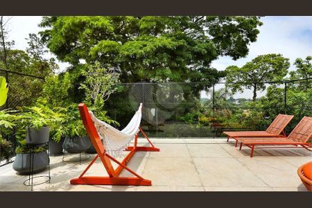Casa à venda com 3 quartos, 767m² em Campo Belo, São Paulo