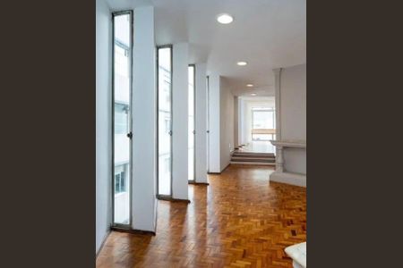 Apartamento à venda com 3 quartos, 200m² em Cerqueira César, São Paulo