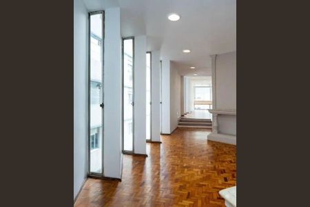 Apartamento à venda com 200m², 3 quartos e 2 vagas